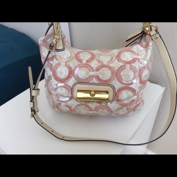 Sold - Picture 3 of 8